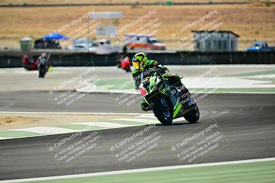 media/Sep-07-2025-TrackXperience (Sun) [[ee17e62fad]]/Level 1/Session 4 (Lower Chicane)/